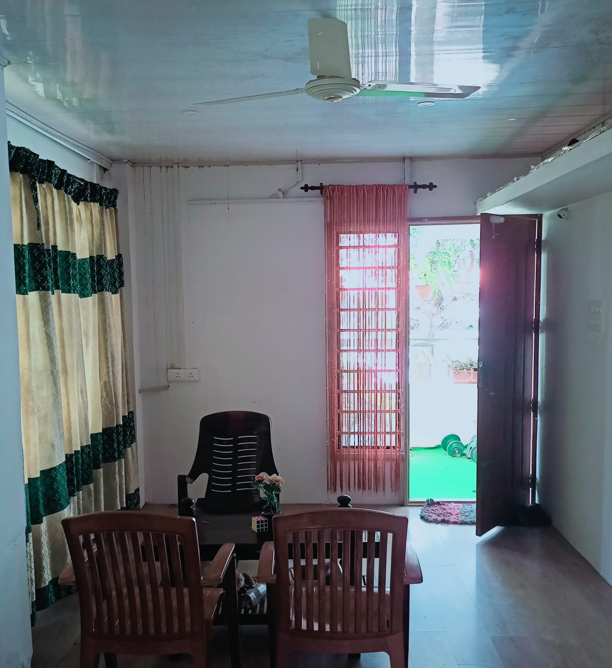 The shared living area in our family accommodation in Alleppey.